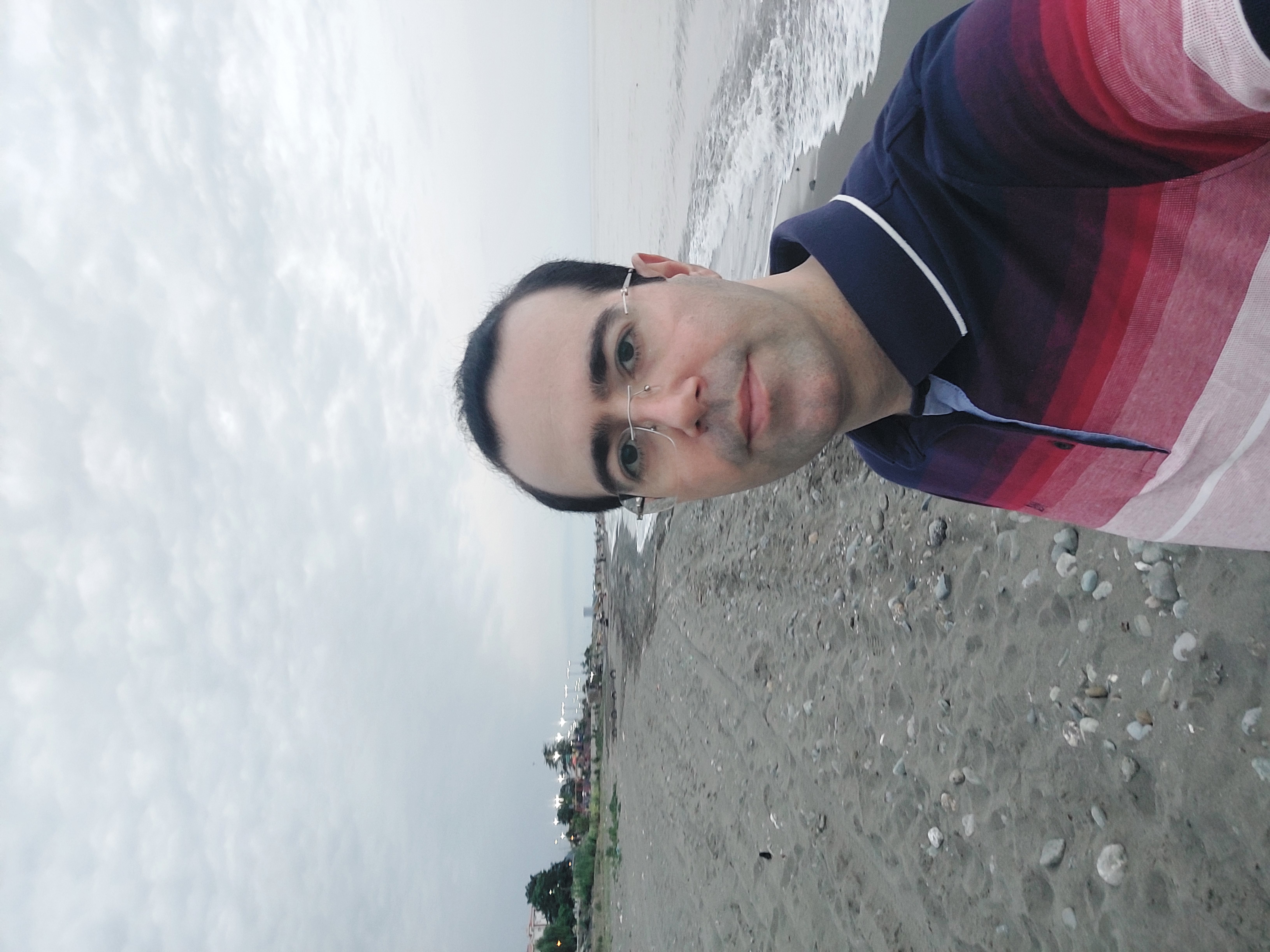 رضا رهنما